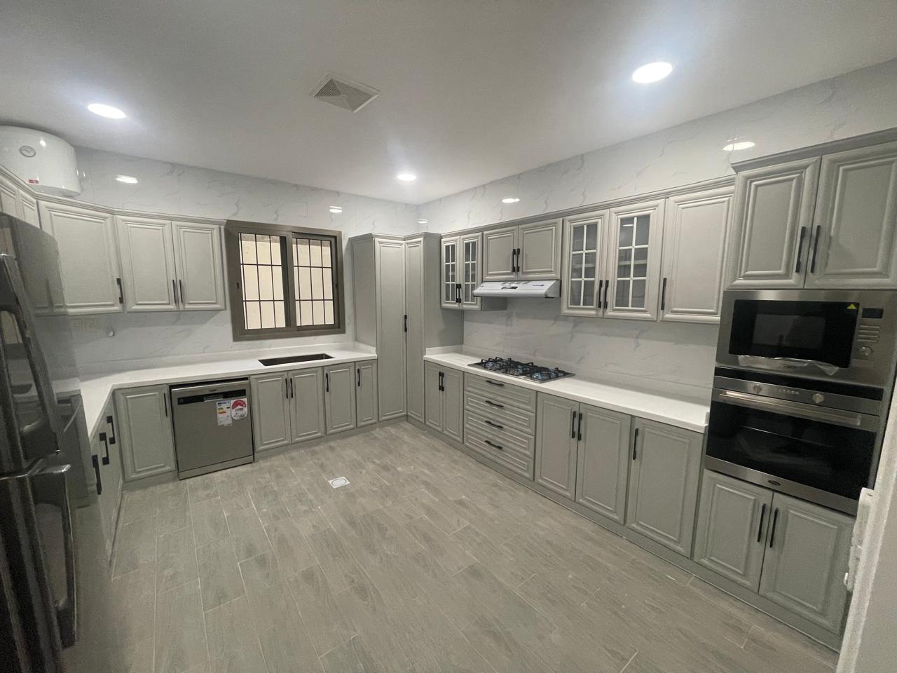 مطبخ المونيوم كلاسيك